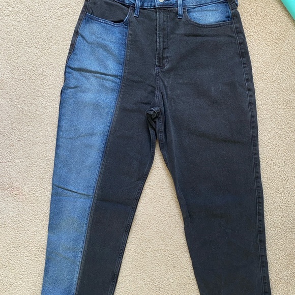 Denim - 3/$50 Hollister Jeans Curvy Ultra High Rise‎ Vintage Straight multi tone jeans